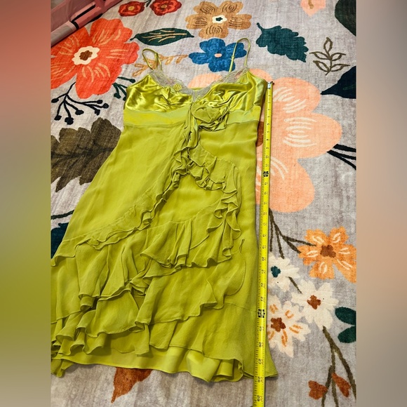 Like NEW Karen Millen Lime Green Silk Ruffle Mini Dress - Picture 6 of 8